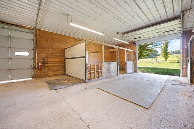 Building Photo - 1400 Brinkerhoff Hill Rd