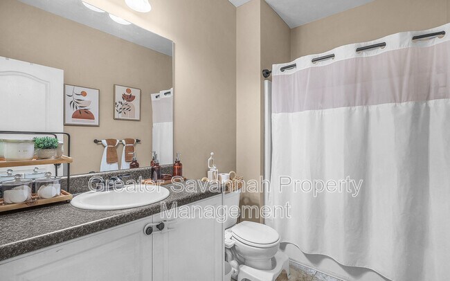 Building Photo - 113 Greystone Dr
