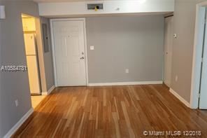 Building Photo - 2 br, 2 bath  - San Lorenzo Condo