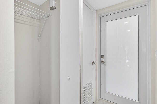 Building Photo - 3351 Spanish Trail