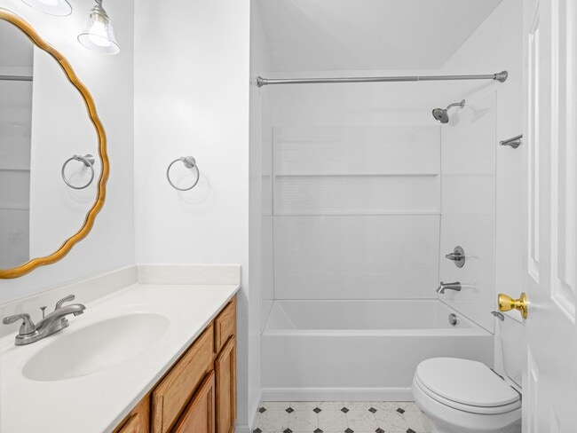 Building Photo - Aragona Village