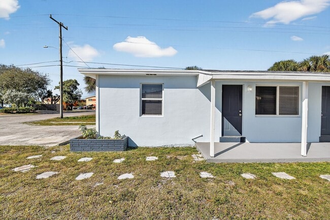 Building Photo - 58 W 27th St