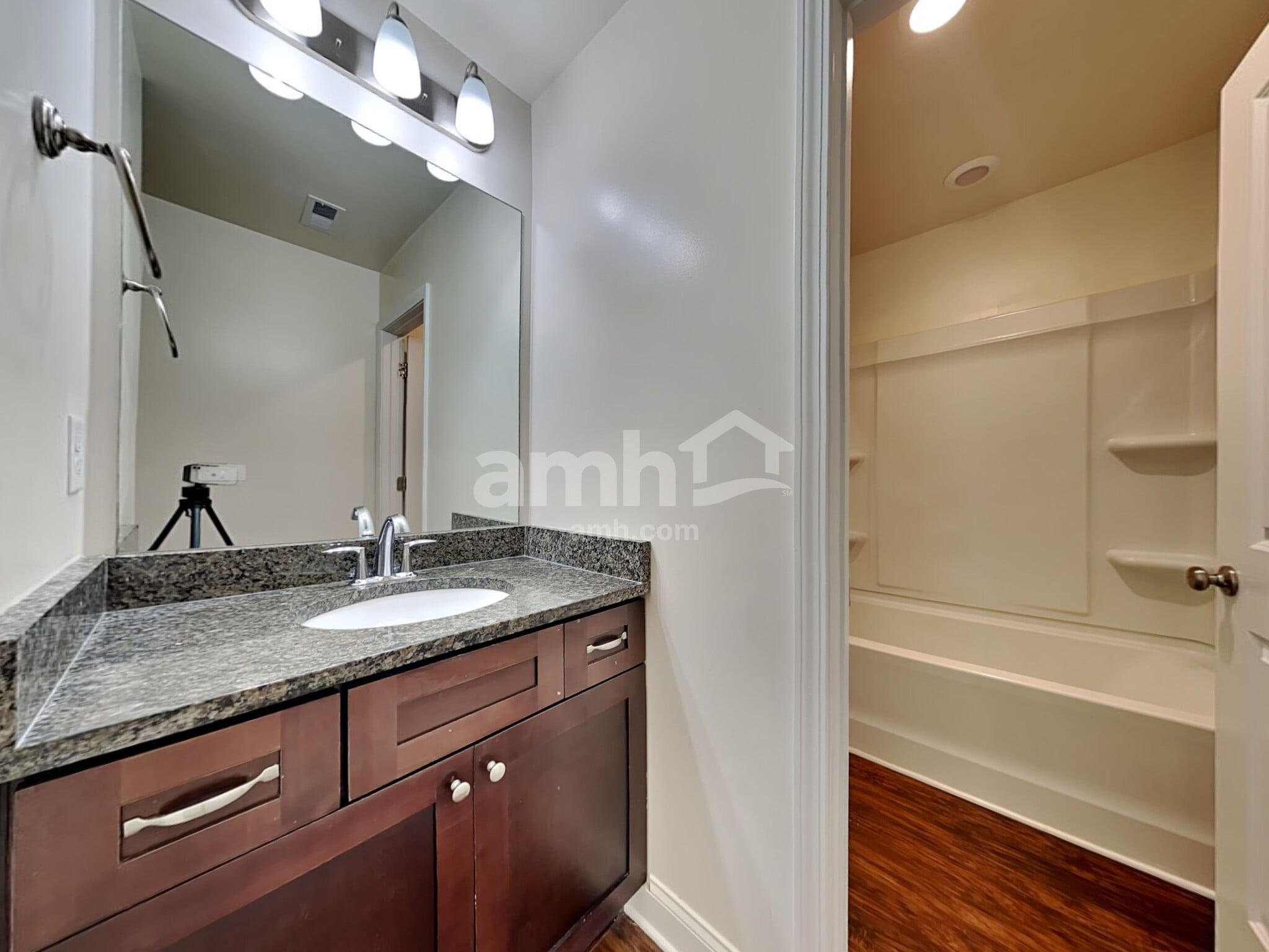 Building Photo - 3588 Okelly Dr