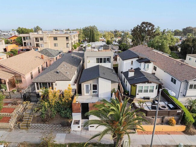 Building Photo - 2945 B. St