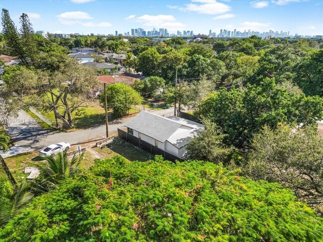 Building Photo - 6318 NW 19th Ct