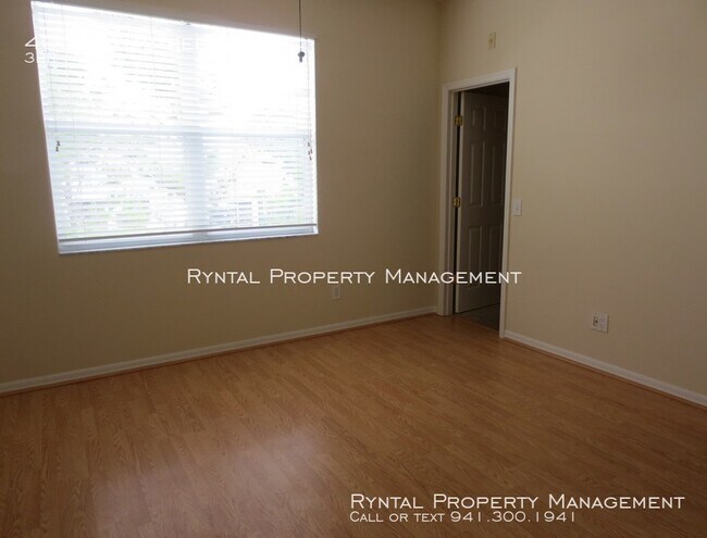 Building Photo - 4006 Crabtree Ave