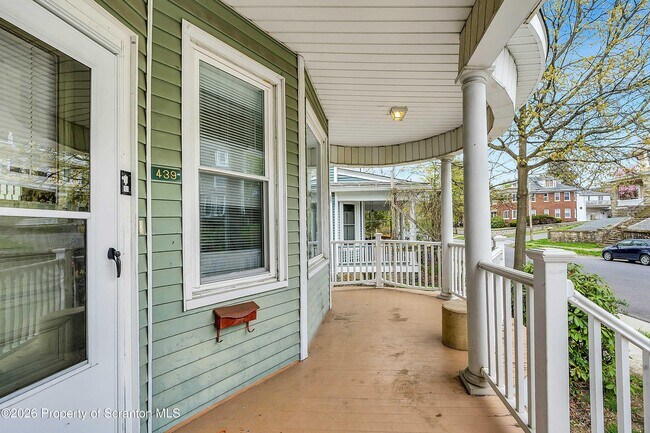 Building Photo - 439 Wheeler Ave