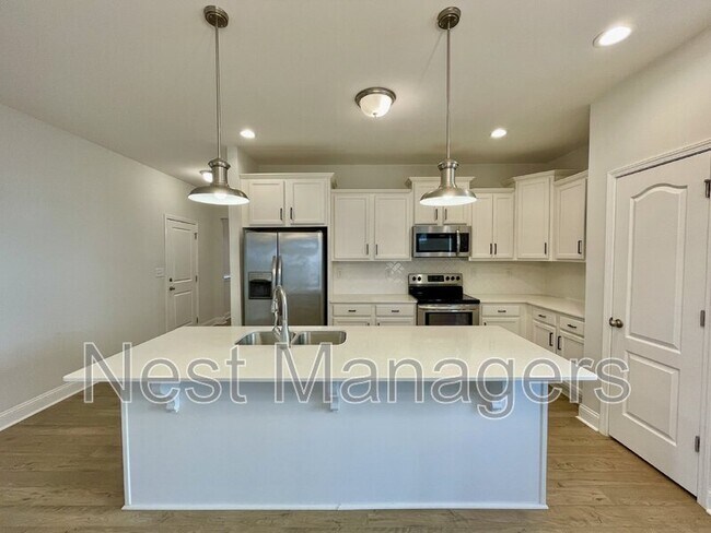 Building Photo - 279 Cromwell Ct