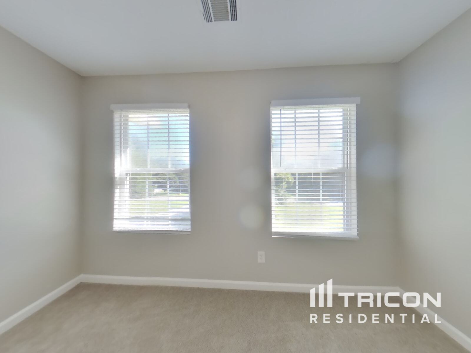 Building Photo - 460 Arthurs Ln