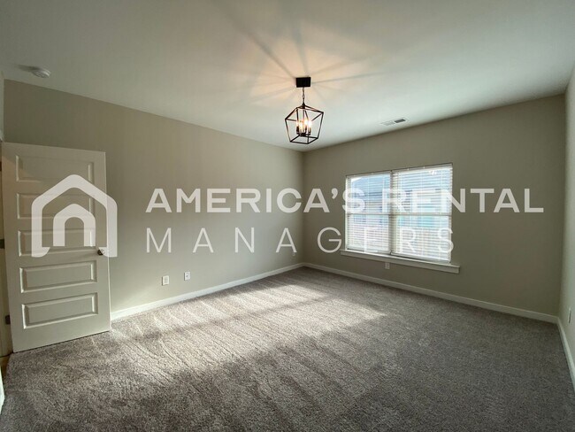 Building Photo - Roomy Home for Rent in Cullman, AL…6 Foot Privacy Fence. AVAILABLE NOW!!