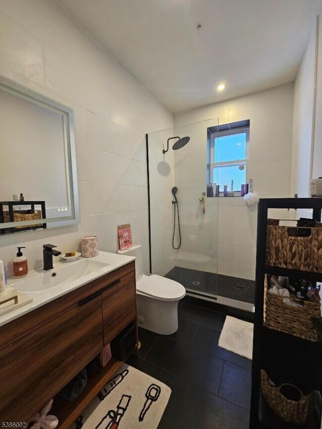 Building Photo - 30 The Crescent