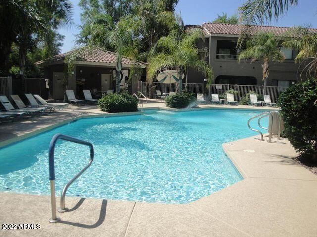 Building Photo - 15225 N 100th St