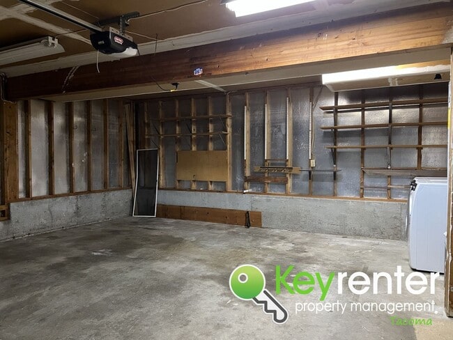 Building Photo - Stunning North End Single-Family Home with...