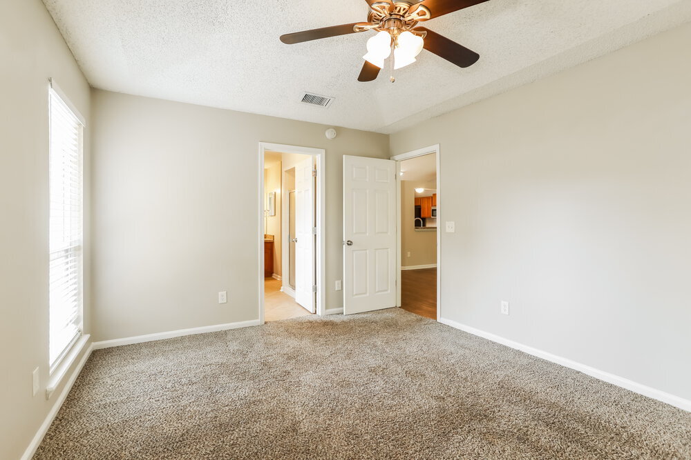Building Photo - 8063 MacDougall Dr E