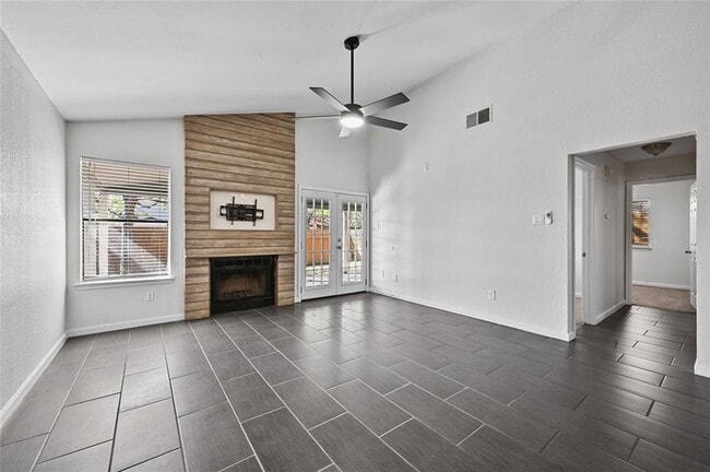 Building Photo - 8730 Birmingham Dr