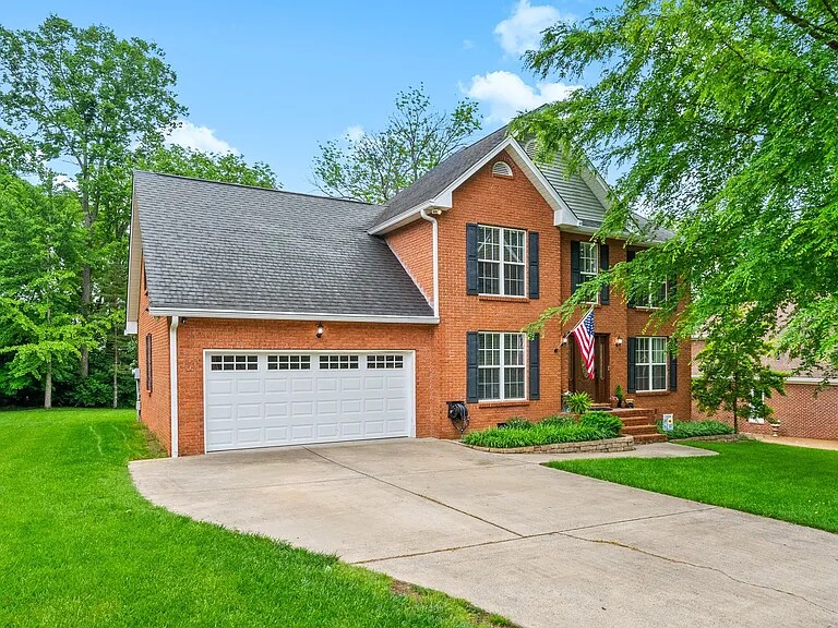 Building Photo - 331 Bayhill Dr