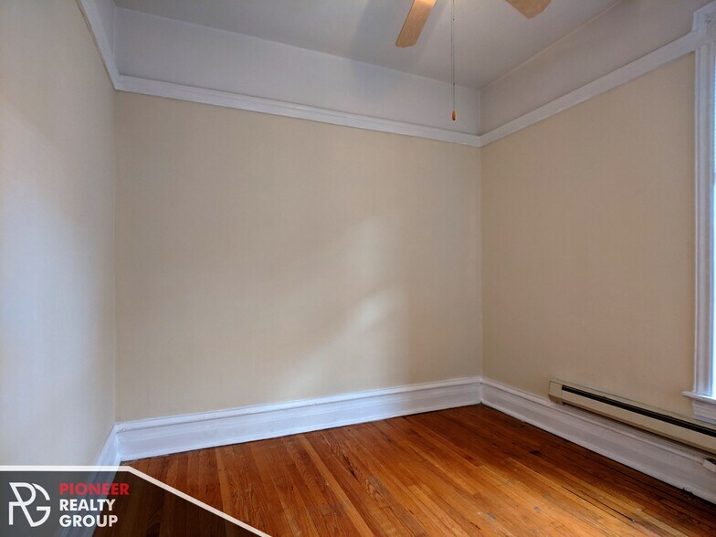 Building Photo - 1224 N Dearborn St