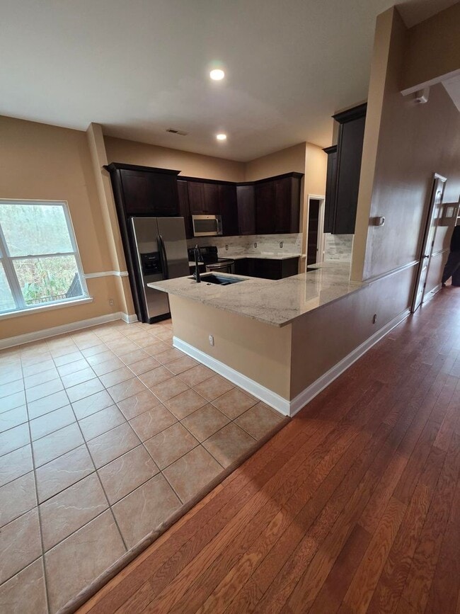 Building Photo - 9 Haven Point