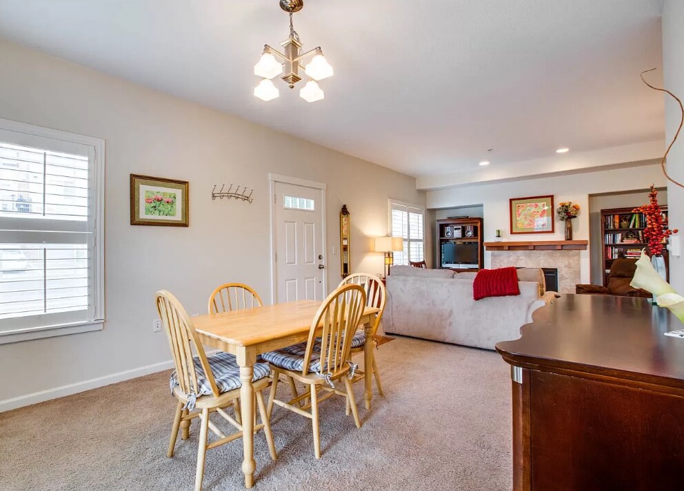 Building Photo - 10829 NE Red Wing Way