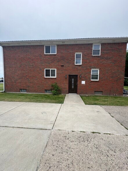 Building Photo - 49 S Youngs Rd