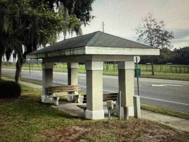 Building Photo - 4000 SW 23rd St