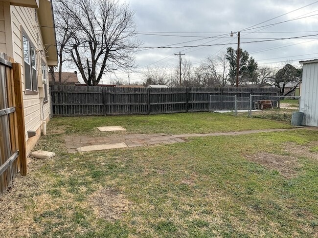 Building Photo - 2641 S 22nd St