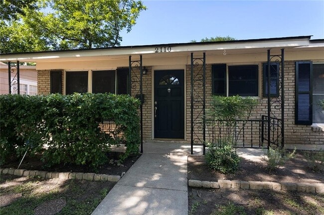 Building Photo - 2110 Westover Rd
