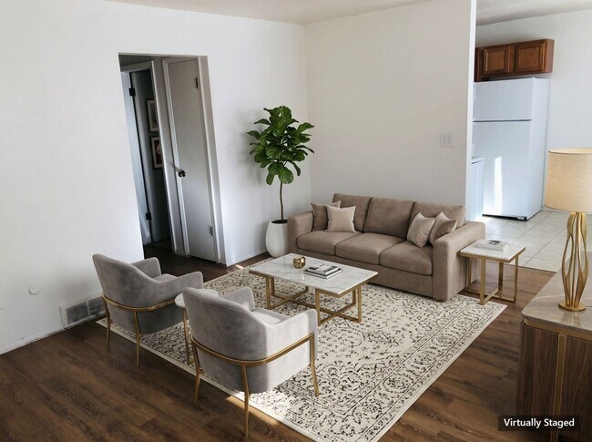 Building Photo - $500 OFF 1ST MONTH! $1,695/MO (WATER, SEWER & TRASH INCLUDED)  Look & Lease Special: Apply within...