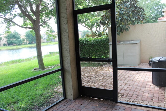 Building Photo - 7896 Picklewood Park Dr