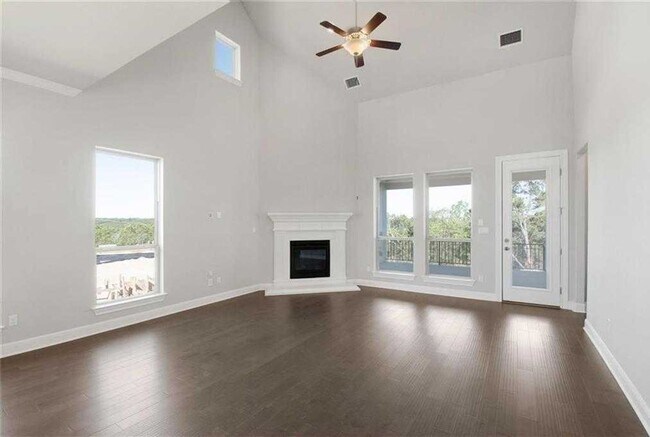 Building Photo - 1120 Positano Pass