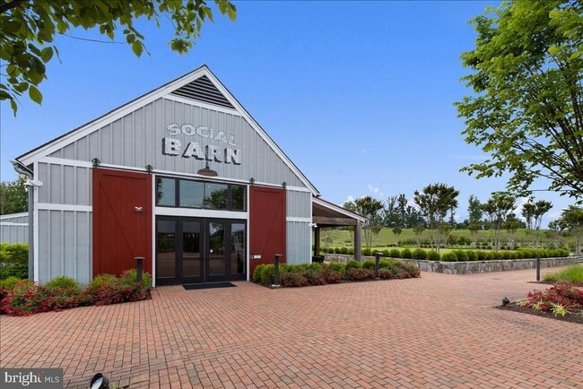 Building Photo - 18060 Red Cedar Rd