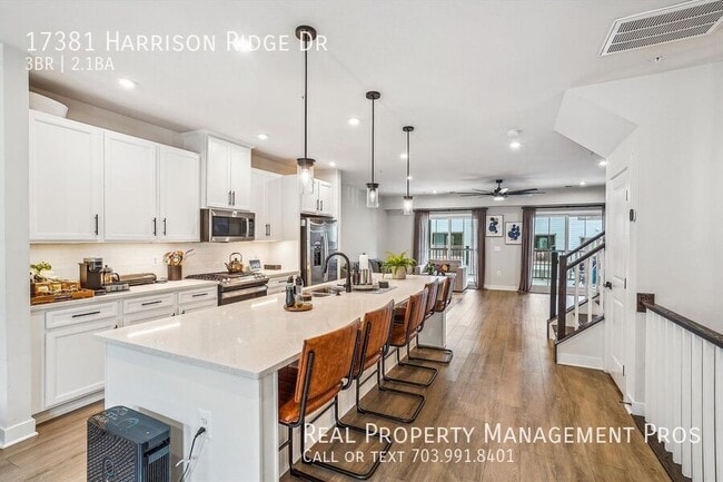 Building Photo - 17381 Harrison Rdg Dr