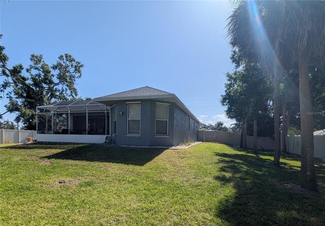 Building Photo - 2720 Carmine Rd