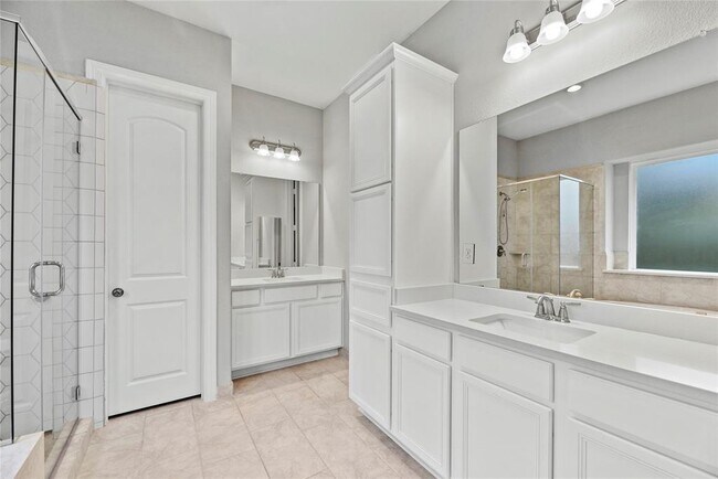Building Photo - 2411 Jitterbug Ln