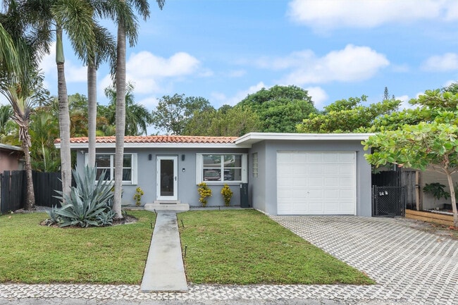 Building Photo - 1409 NE 2nd Ave