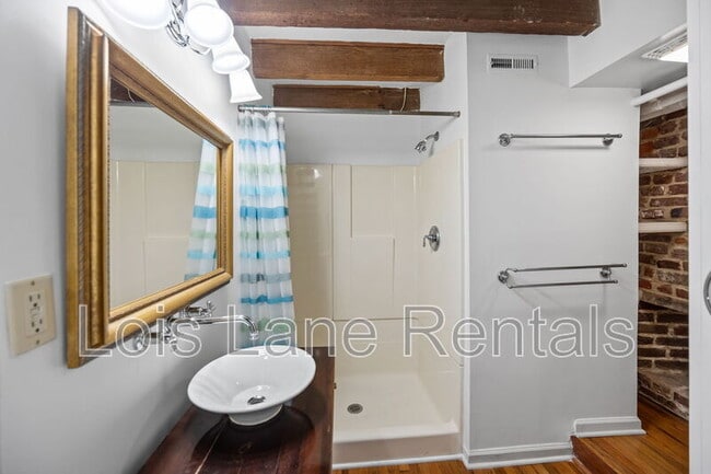 Building Photo - 45 E Bay St