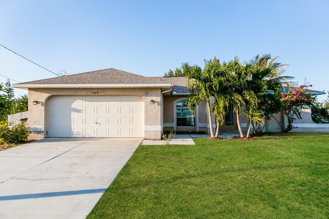 Building Photo - 1729 SW 23rd St