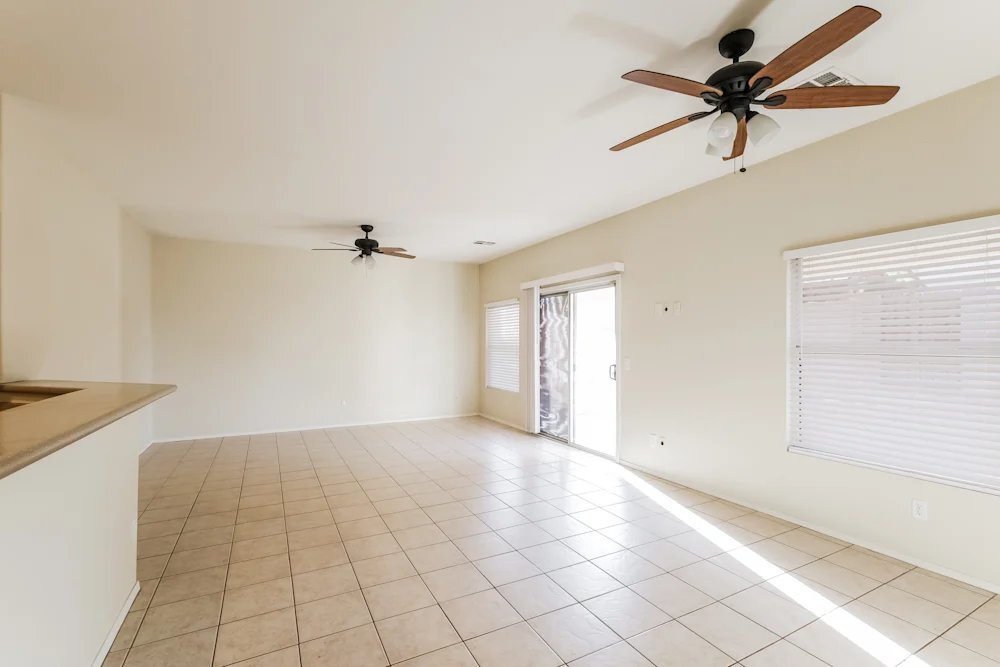 Building Photo - 15723 W Calavar Rd