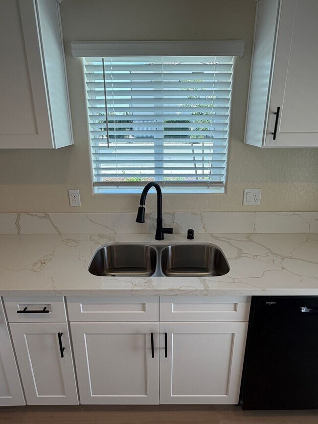 Building Photo - GLASS AVENUE APARTMENTS - 2 BEDROOM 2 BATH CONDO - BRAND NEW CONSTRUCTION