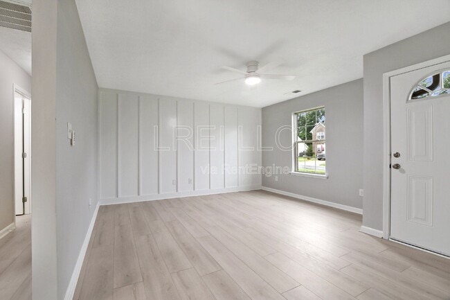 Building Photo - 222 Mud Hen Dr