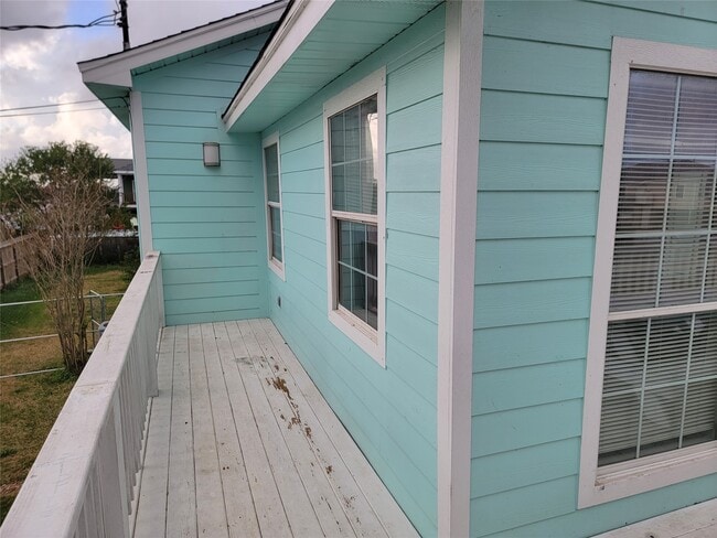 Building Photo - 1010 22nd St