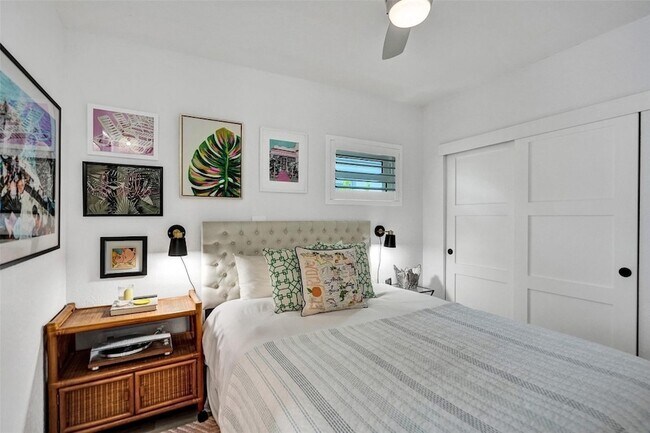 Building Photo - 3206 Robbins Rd