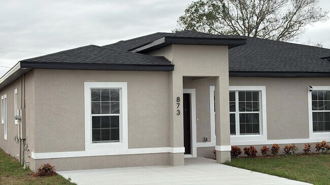 Building Photo - 873 Colville Dr