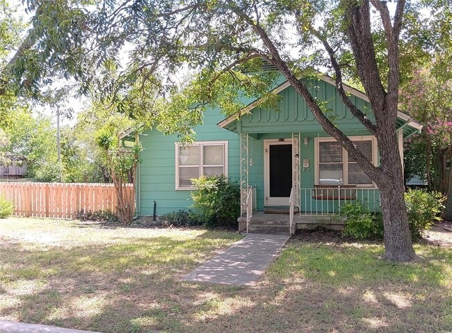 Primary Photo - 513 E 46th St