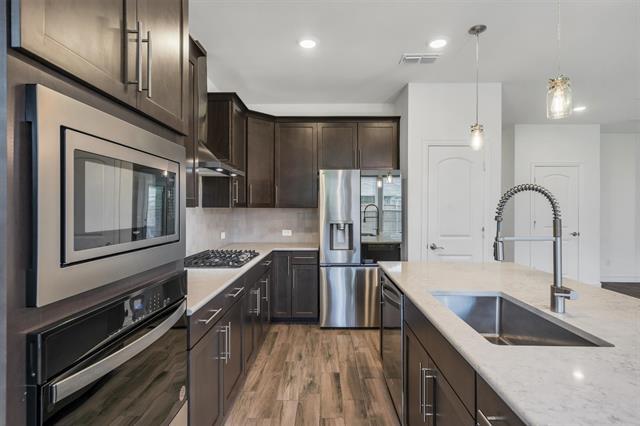 Building Photo - 4809 Pendrell Ave