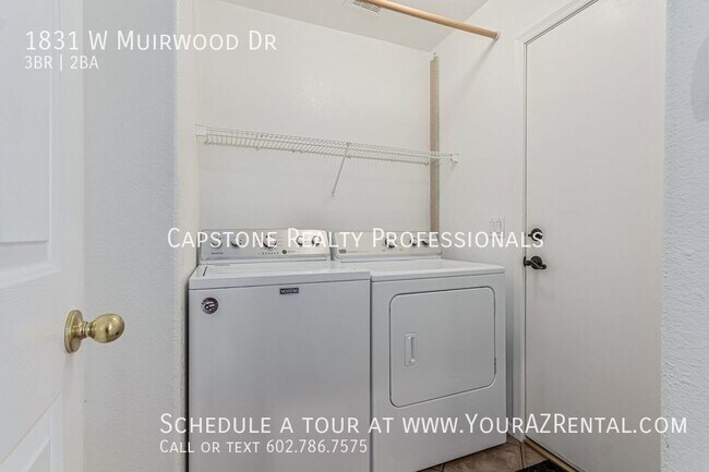 Building Photo - 1831 W Muirwood Dr