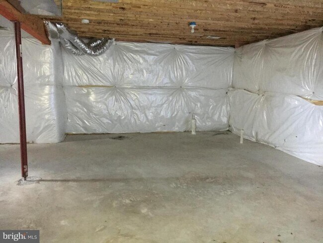 Building Photo - 103 Mango Street