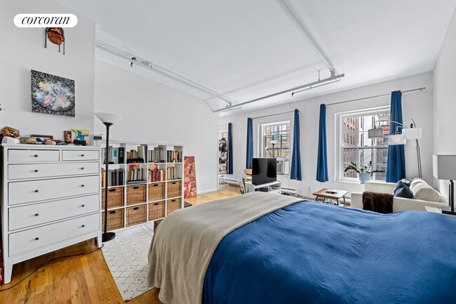 Building Photo - 331 Greenwich St