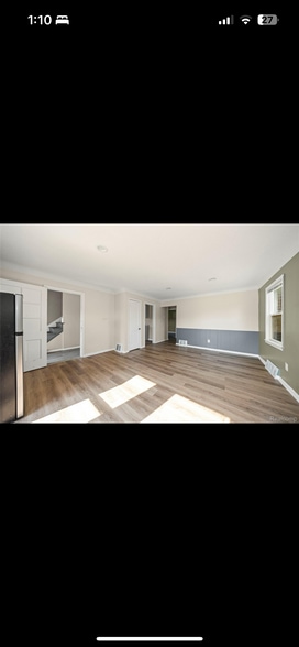 Building Photo - 4810 Chatsworth St