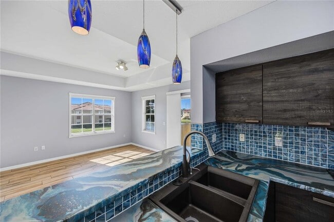 Building Photo - 2950 Viscaya Pl